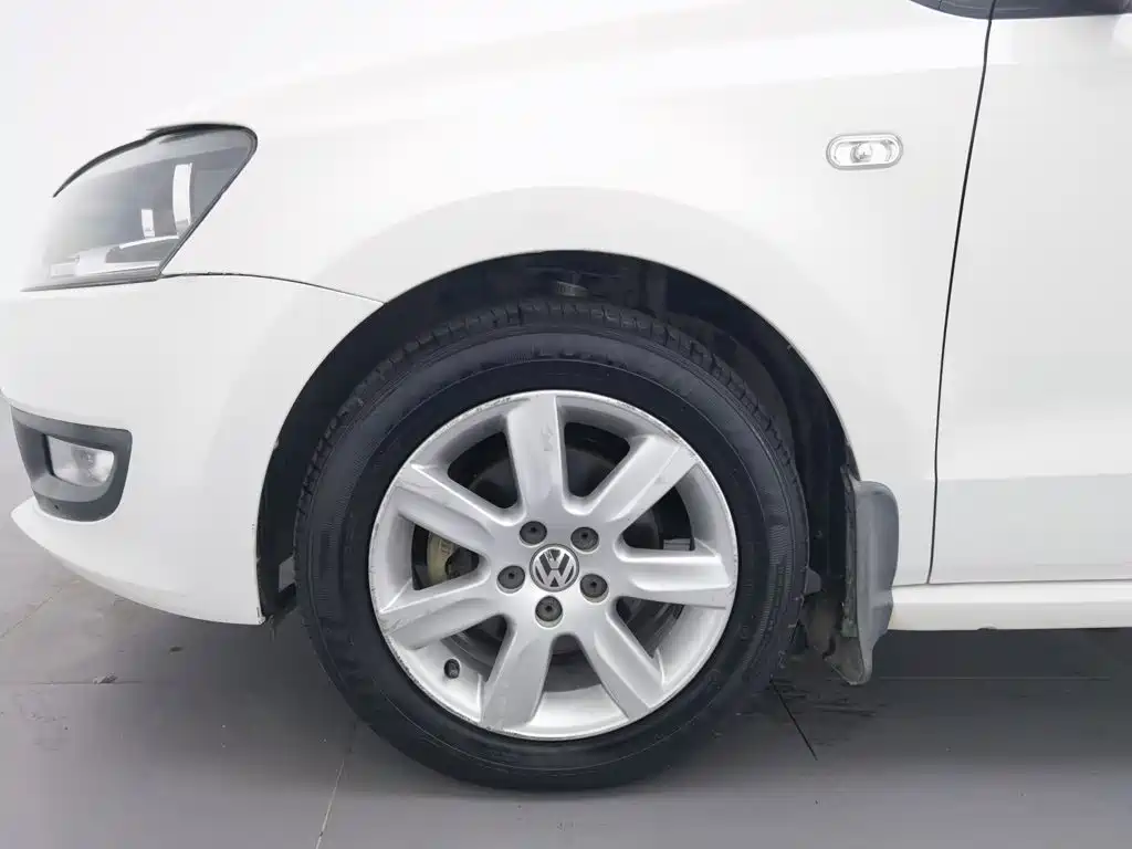 Volkswagen Polo — миниатюра 17