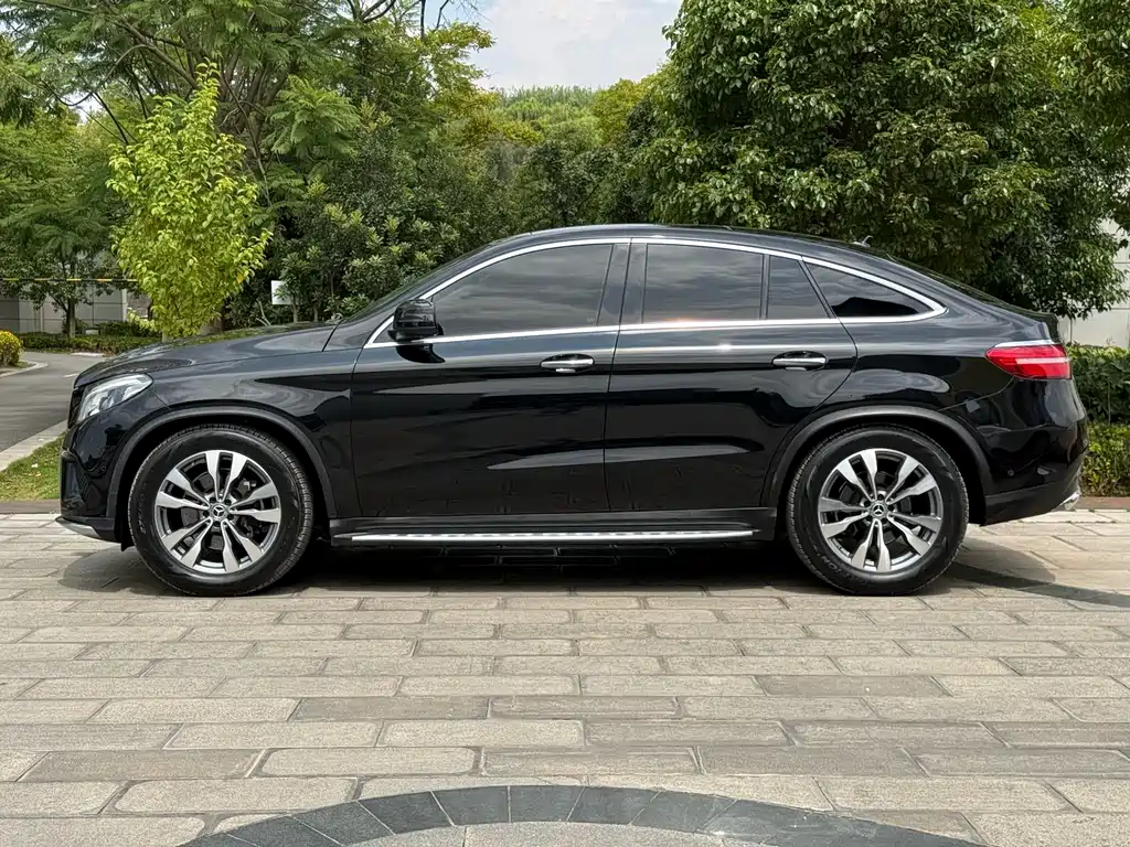 Mercedes-Benz GLE Coupe — миниатюра 27