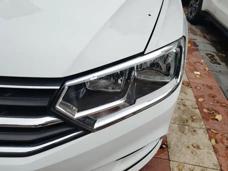 Volkswagen Bora — миниатюра 5