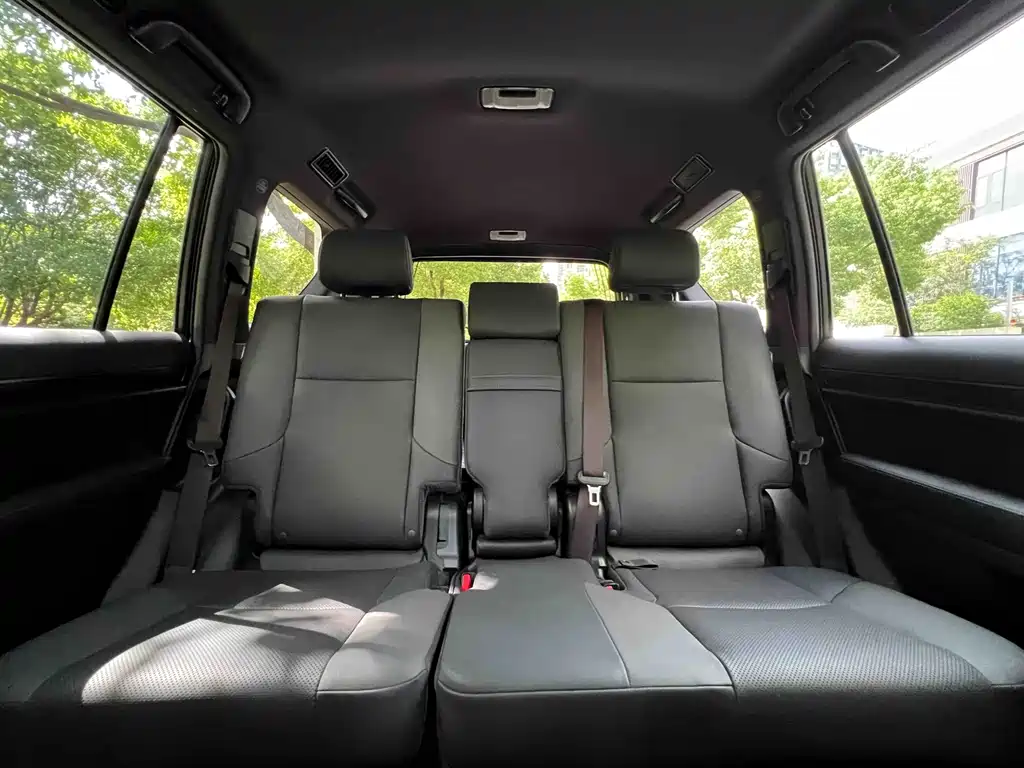 Lexus GX — миниатюра 9