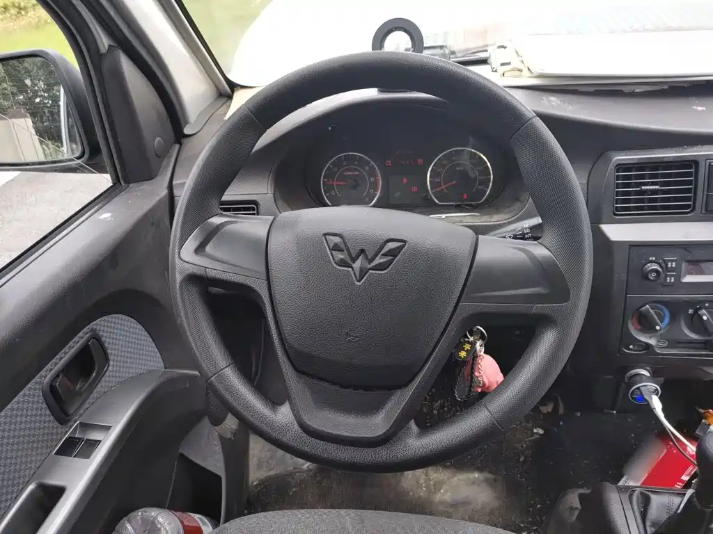 Wuling Rongguang S — миниатюра 3