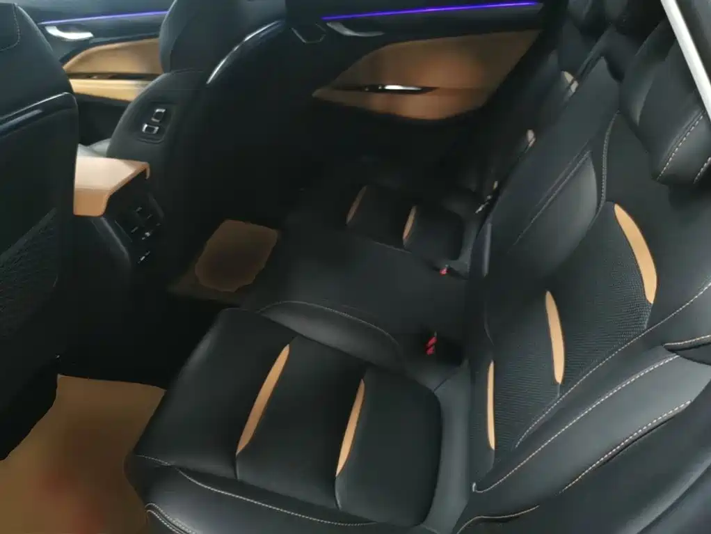 Geely Xingyue New Energy — миниатюра 17