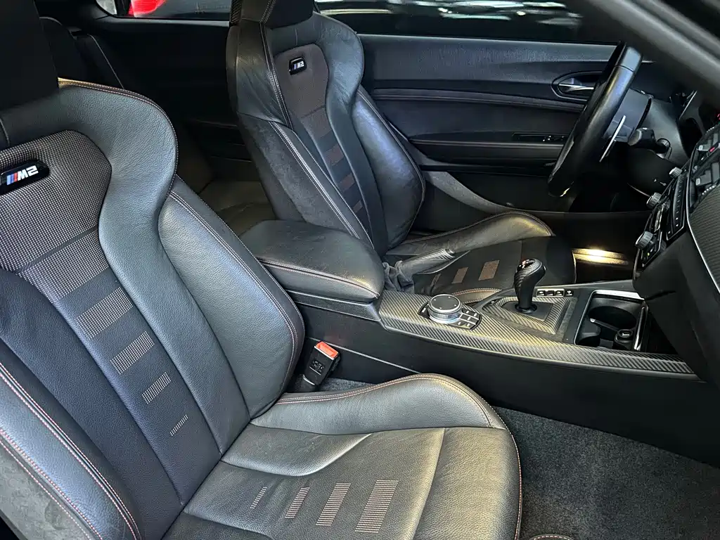 BMW M2 — миниатюра 10