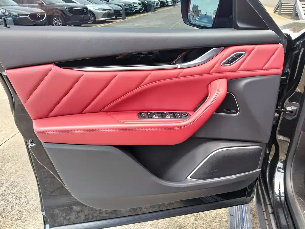 Maserati Levante 2022 2.0T GT