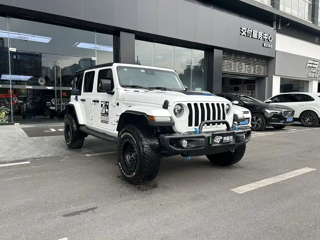 Jeep Wrangler PHEV 4-door 2.0T 4xe Sahara, фото 3