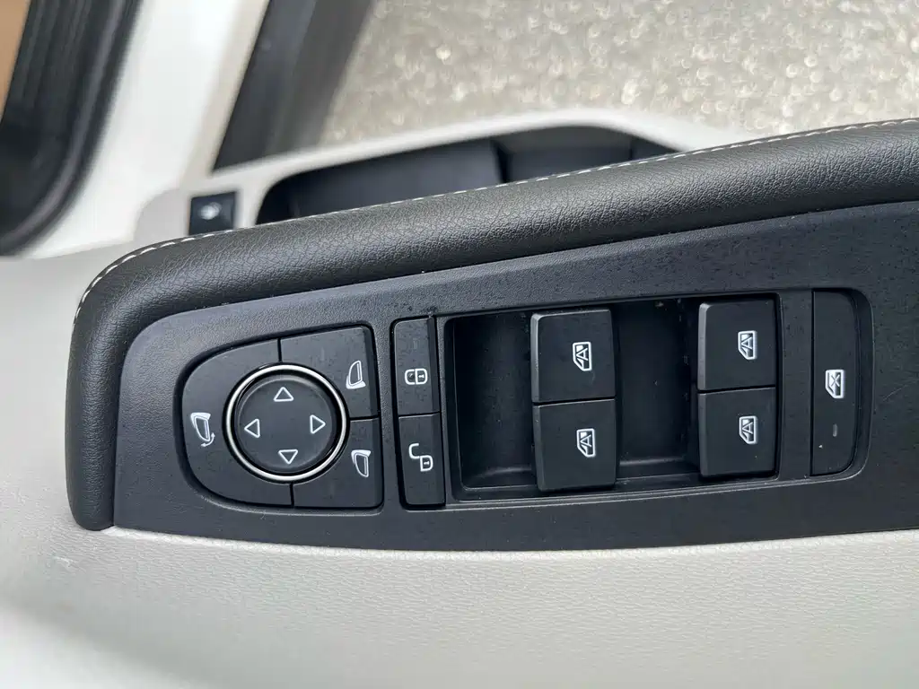 BYD Yuan Pro — миниатюра 26