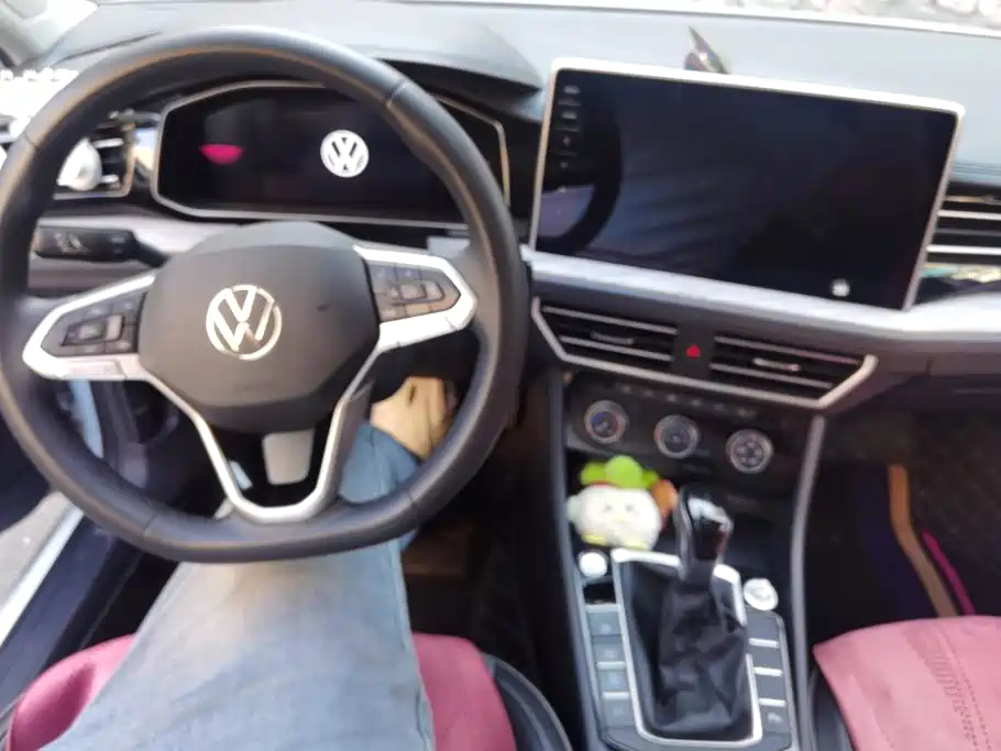 Volkswagen Sagitar — миниатюра 12