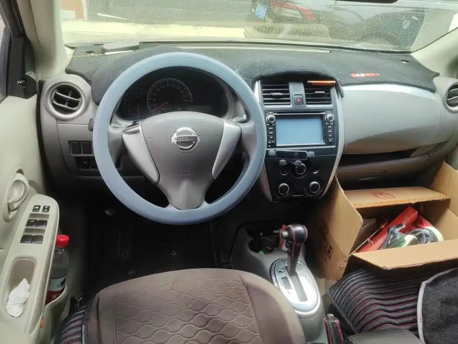 Nissan Sunny — миниатюра 12