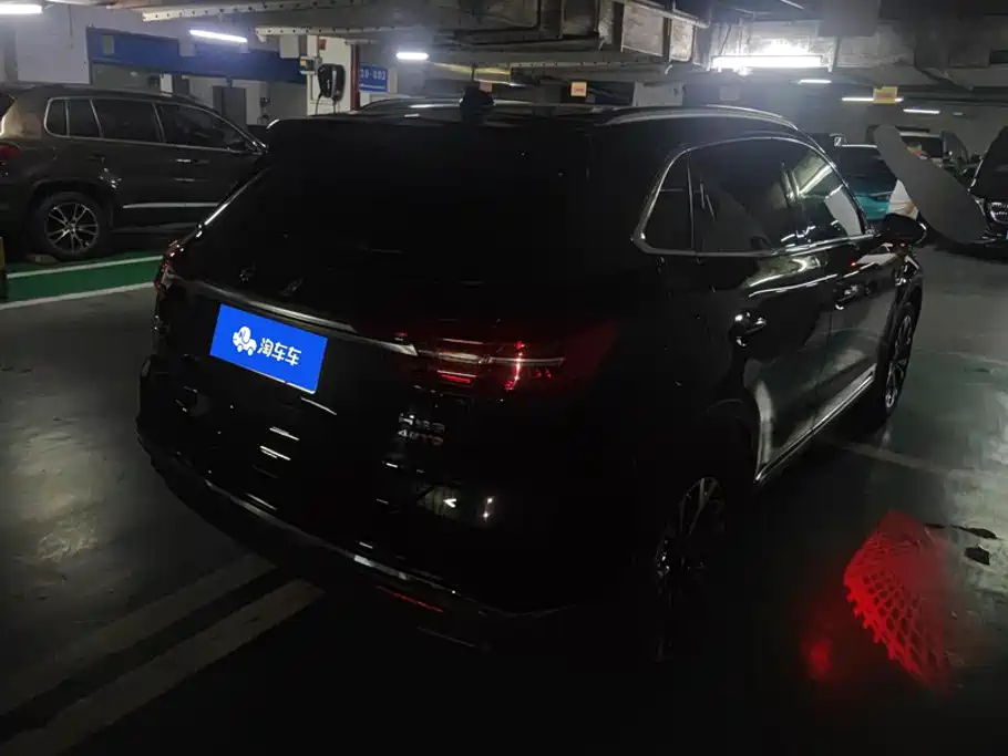 Hongqi Hongqi HS5 — миниатюра 3