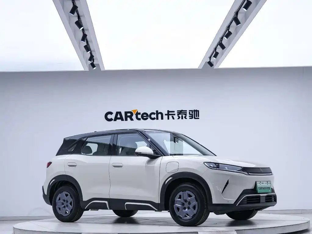 BYD Yuan UP — миниатюра 8