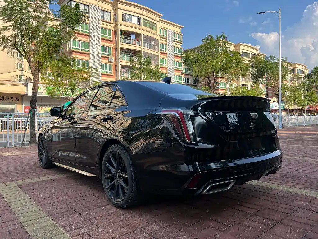 Cadillac CT4 — миниатюра 6
