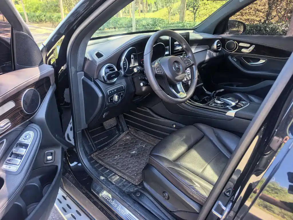 Mercedes-Benz GLC — миниатюра 9