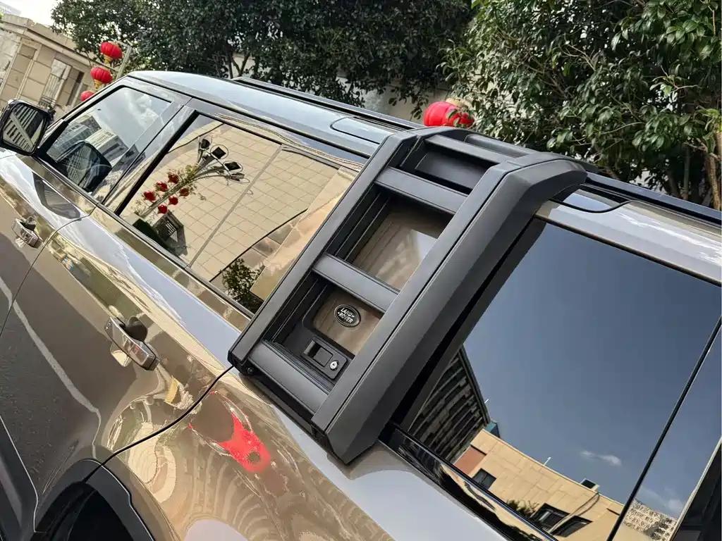 Land Rover Defender — миниатюра 9