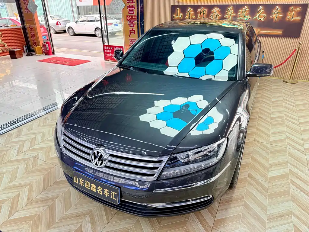 Volkswagen Phaeton — миниатюра 6