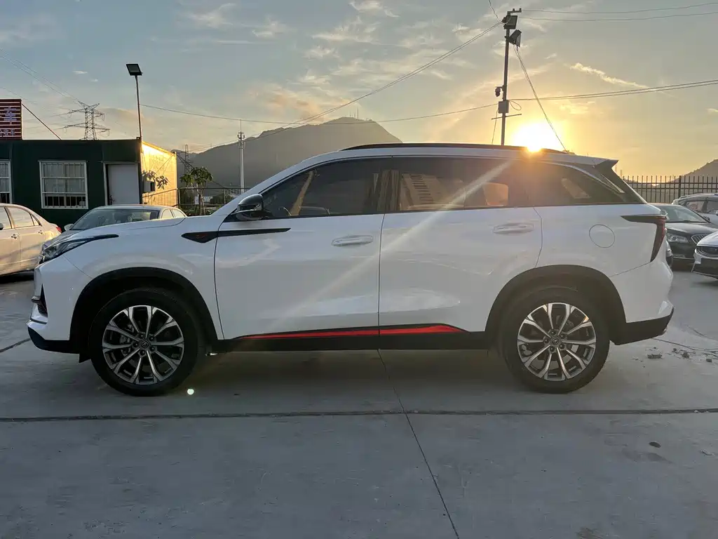 Changan CS75 PLUS — миниатюра 8