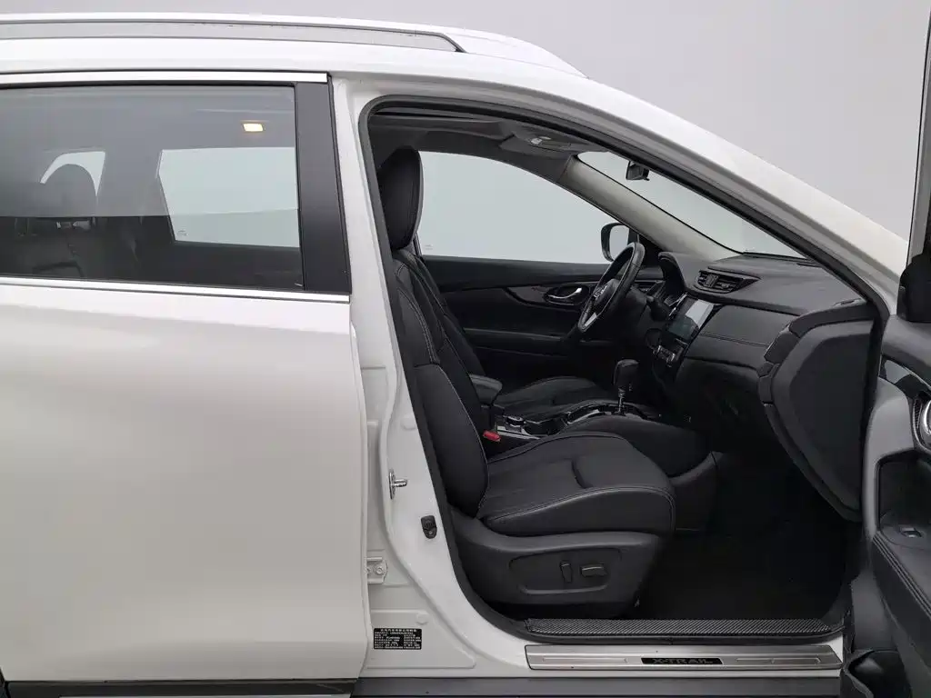 Nissan X-Trail — миниатюра 23
