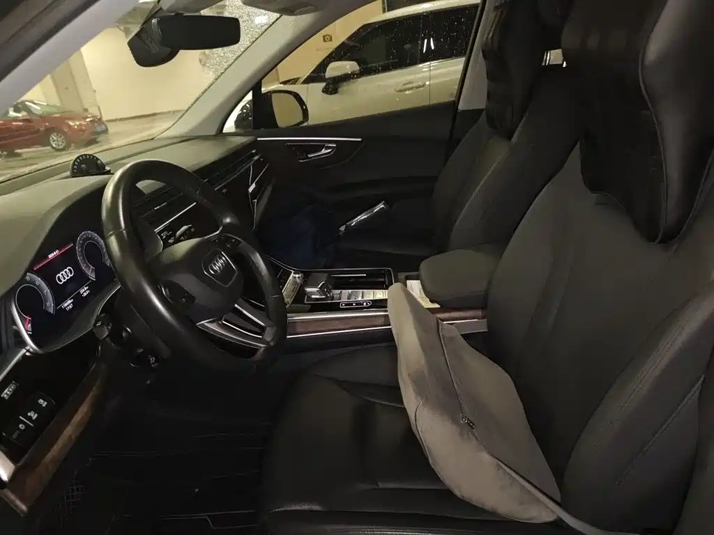 Audi Q7 — миниатюра 16