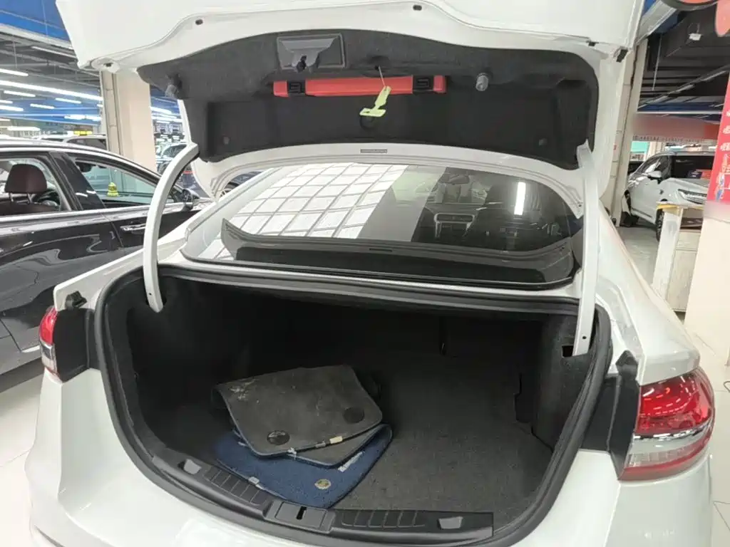 Ford Mondeo — миниатюра 19