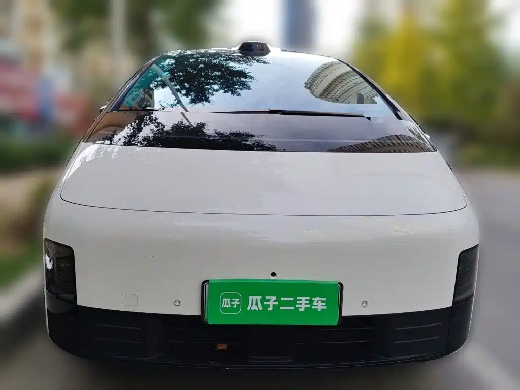 Li Auto Li MEGA — миниатюра 2