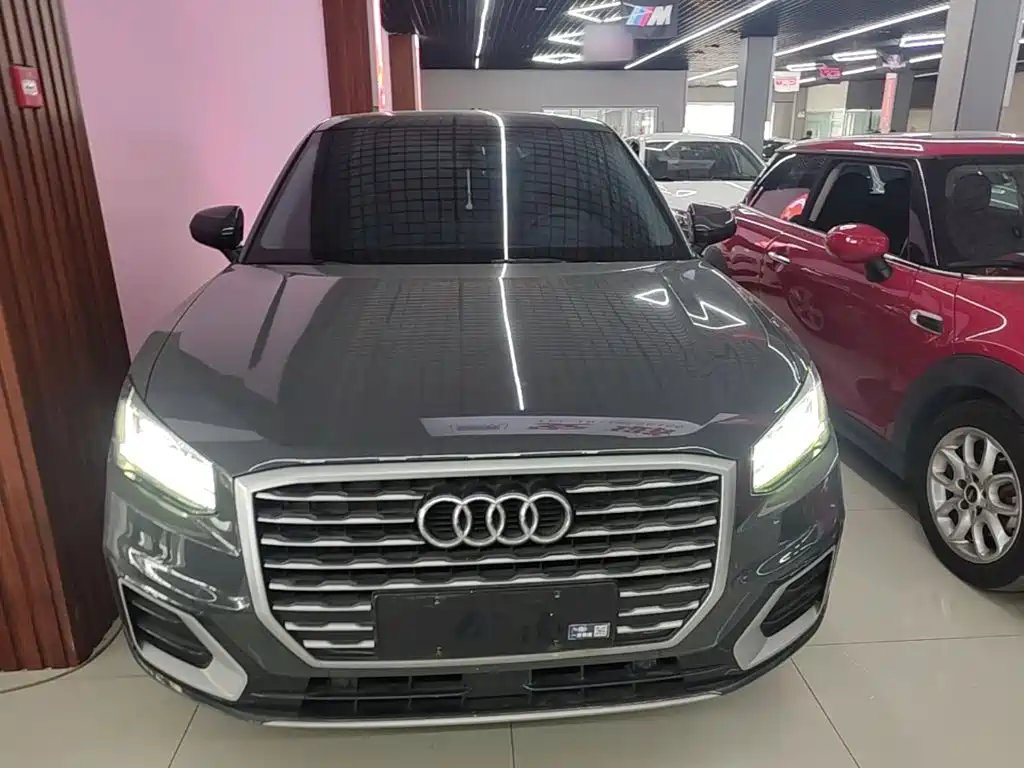 Audi Q2L — миниатюра 3