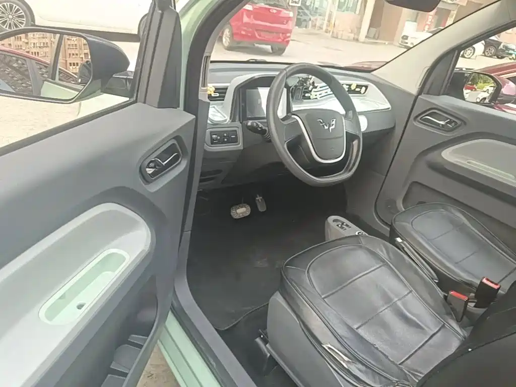 Wuling MINIEV — миниатюра 16