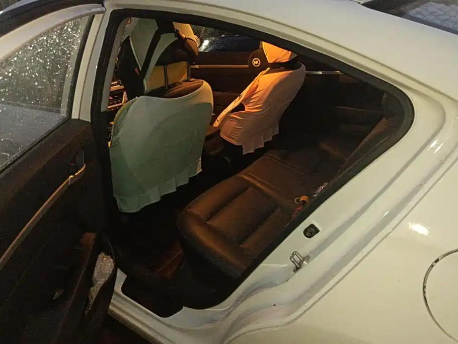 Hyundai Elantra — миниатюра 11