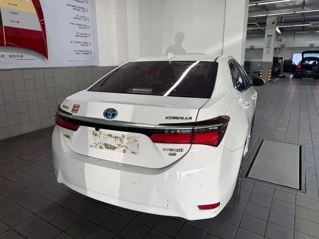 Toyota Corolla — миниатюра 5