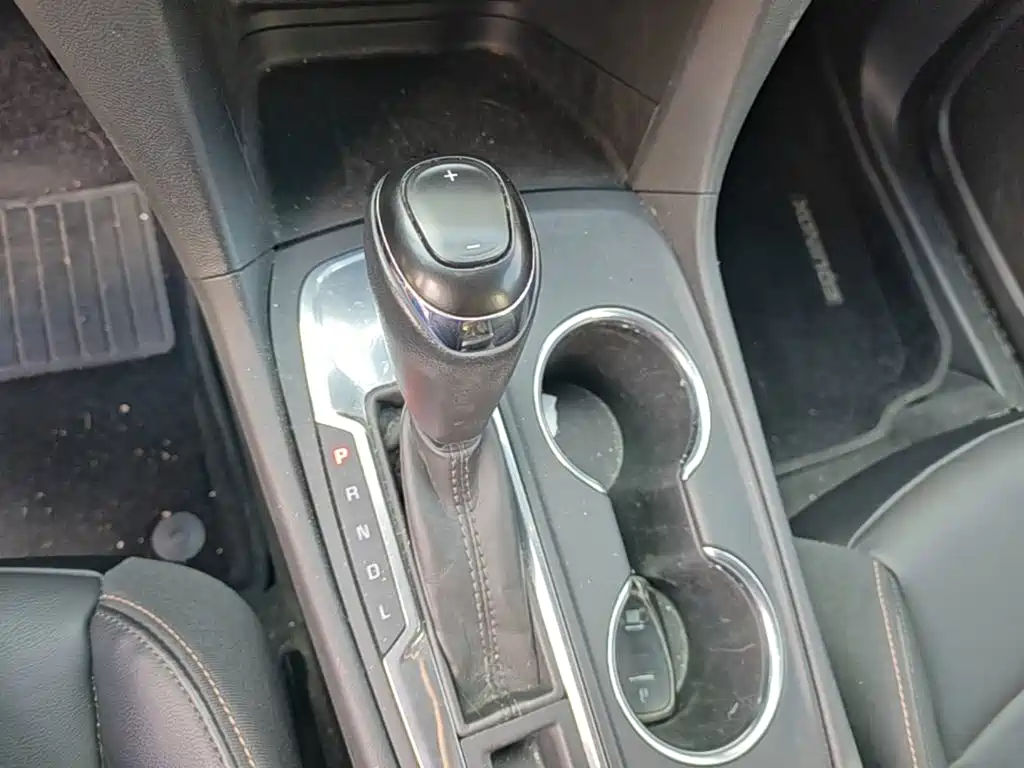 Chevrolet Equinox — миниатюра 19