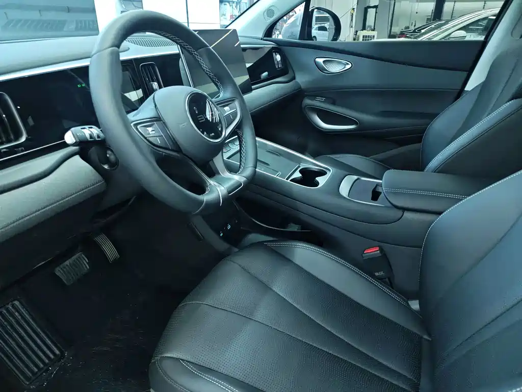 BYD Sealion 05 EV — миниатюра 5
