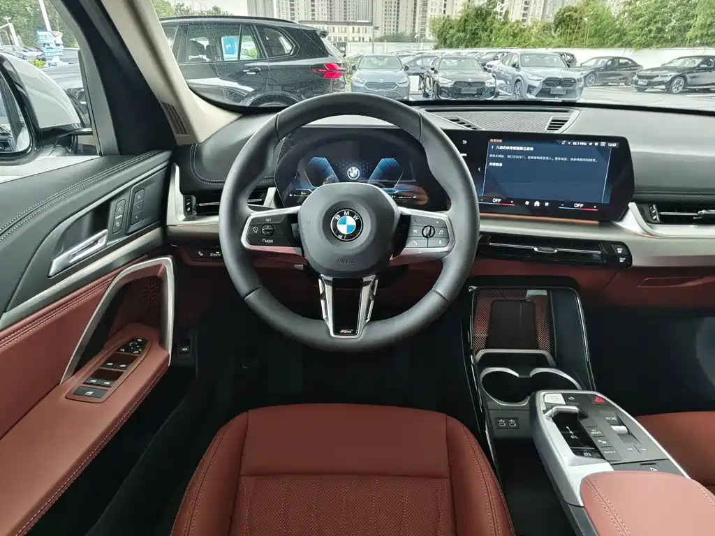 BMW X1 — миниатюра 14