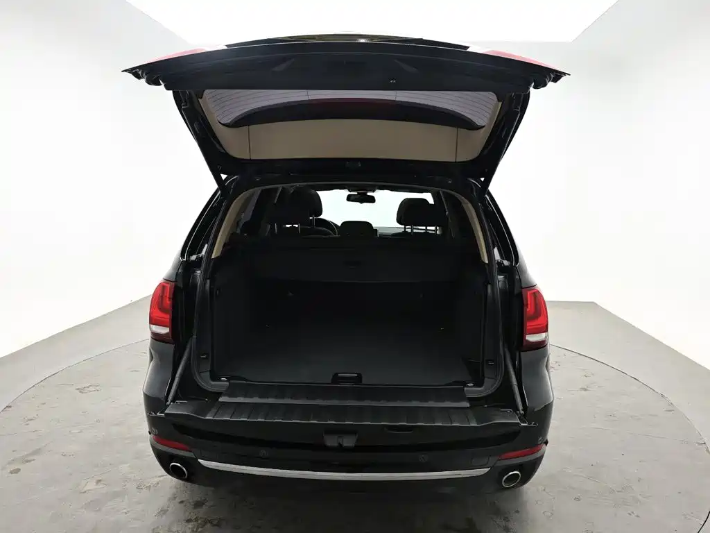 BMW X5 (Import) — миниатюра 8