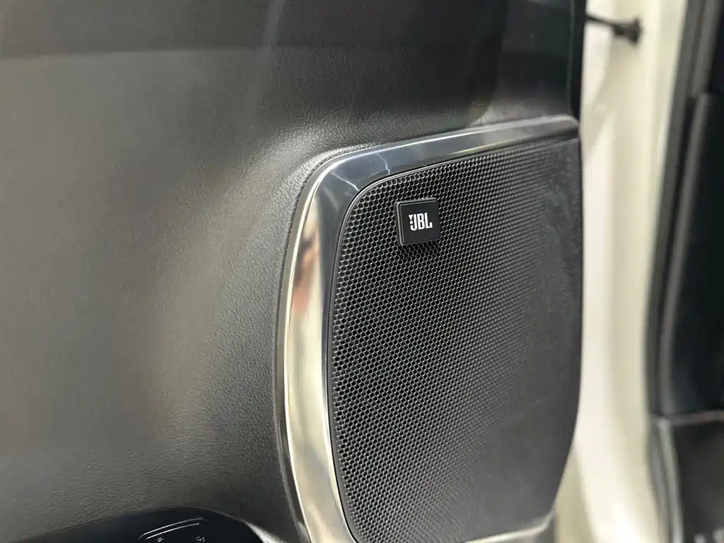 Toyota Alphard Hybrid 2.5L Premium Edition, фото 8