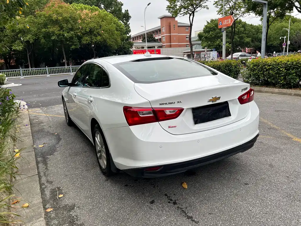 Chevrolet Malibu XL — миниатюра 5