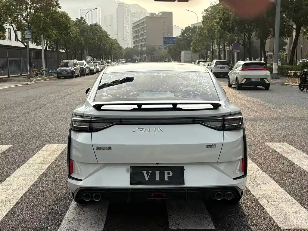 Aeolus Yixuan — миниатюра 17