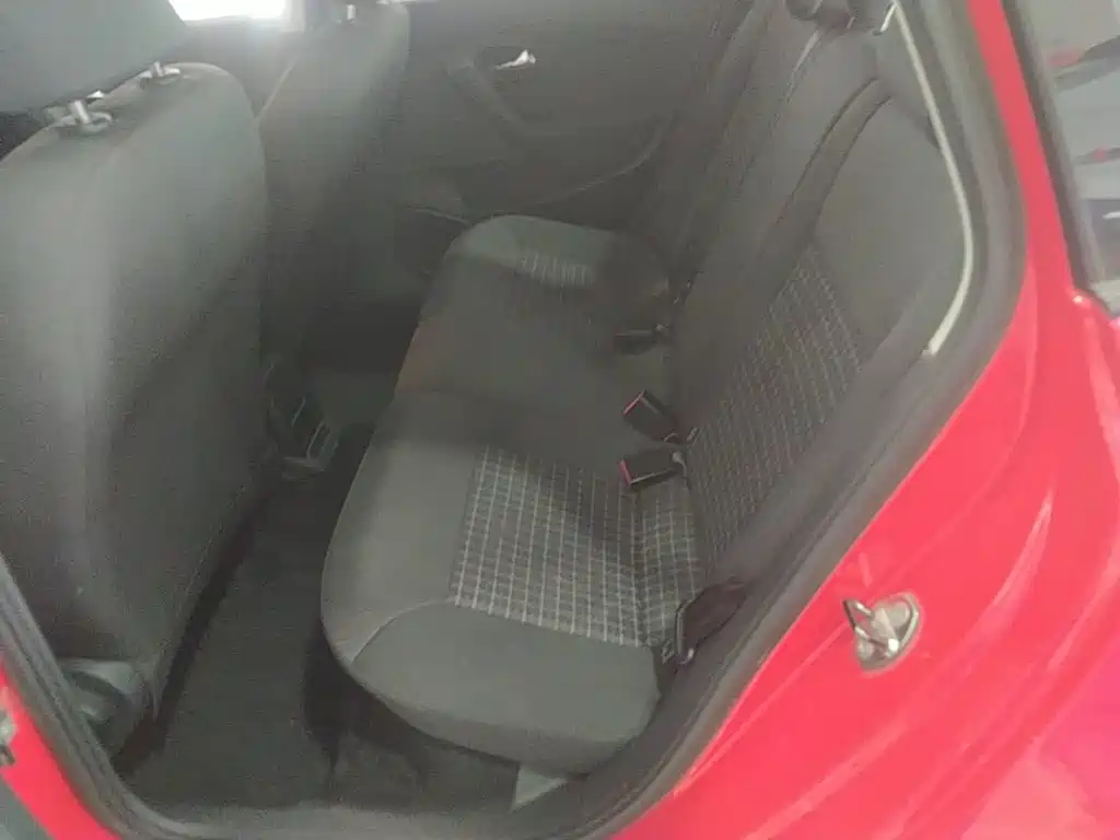 Volkswagen Polo — миниатюра 17