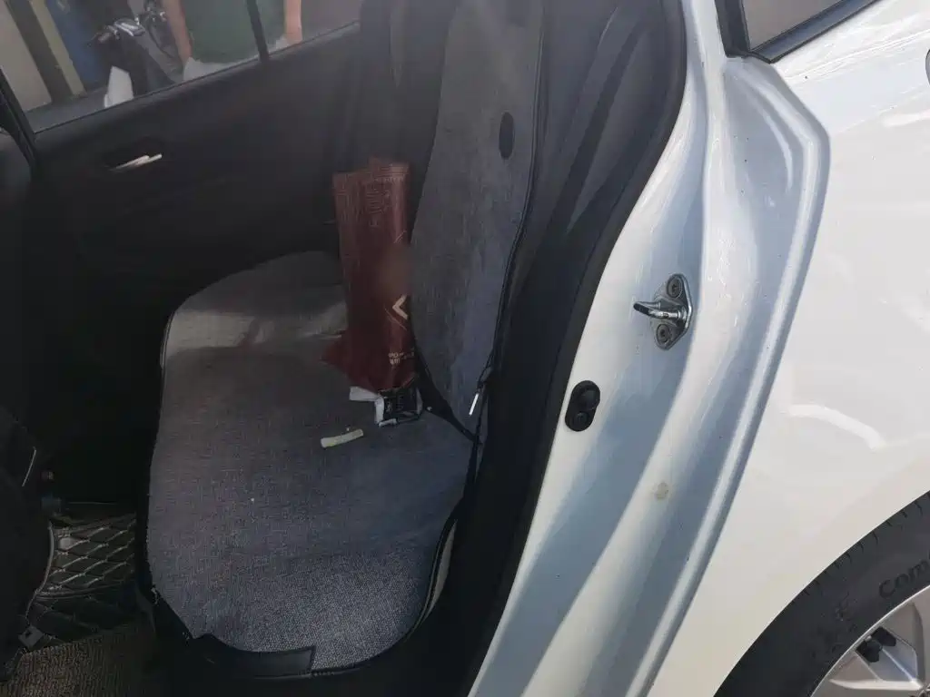 Toyota Corolla — миниатюра 13