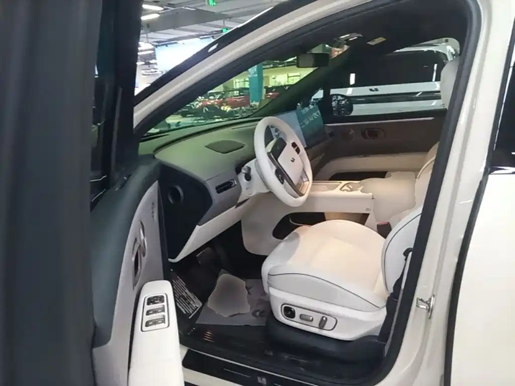 Li Auto Li i6 — миниатюра 16