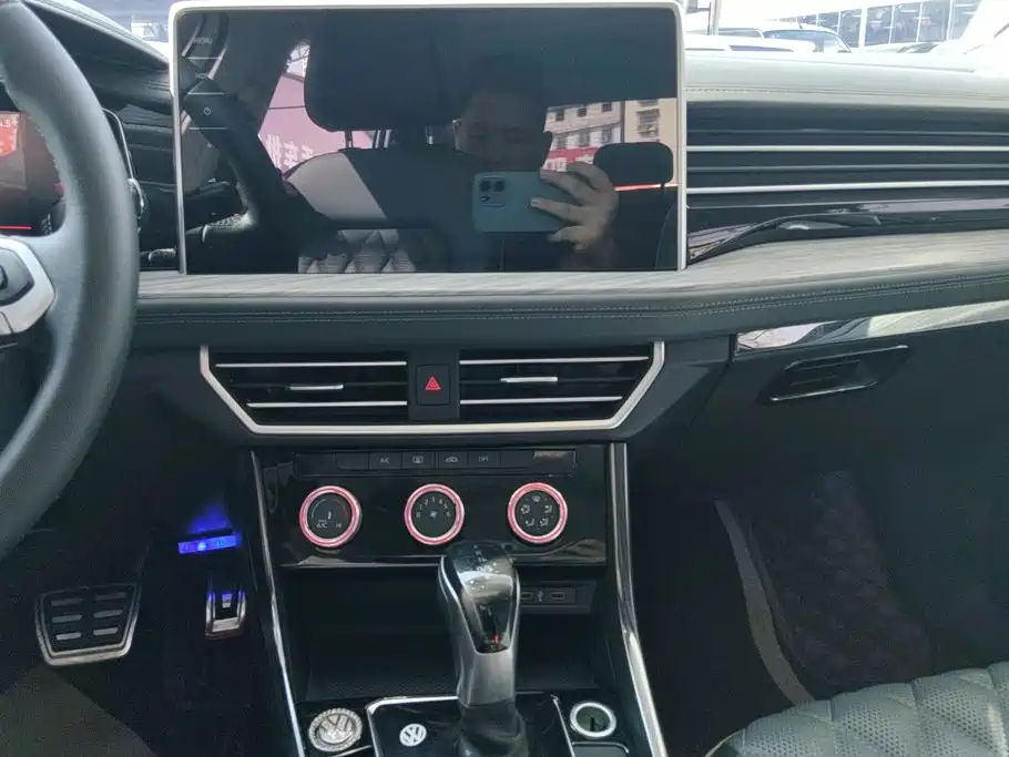 Volkswagen Sagitar — миниатюра 13