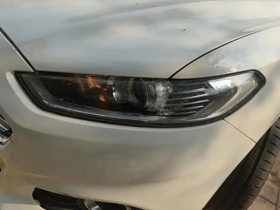 Ford Mondeo — миниатюра 5