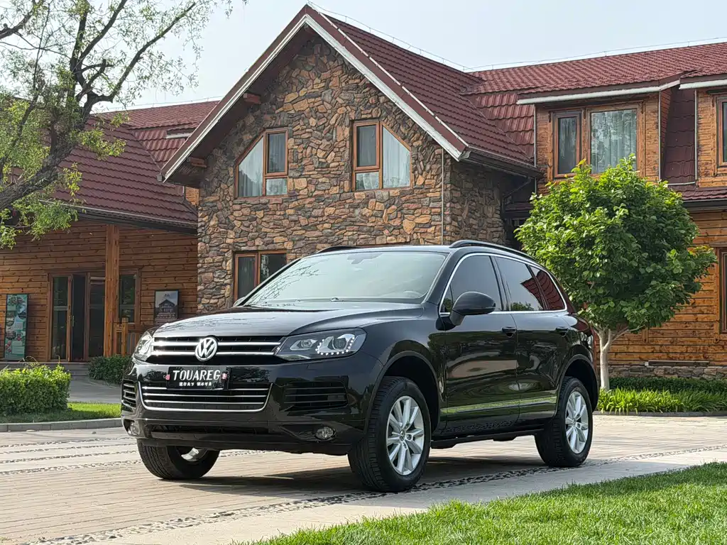 Купить Volkswagen Touareg
