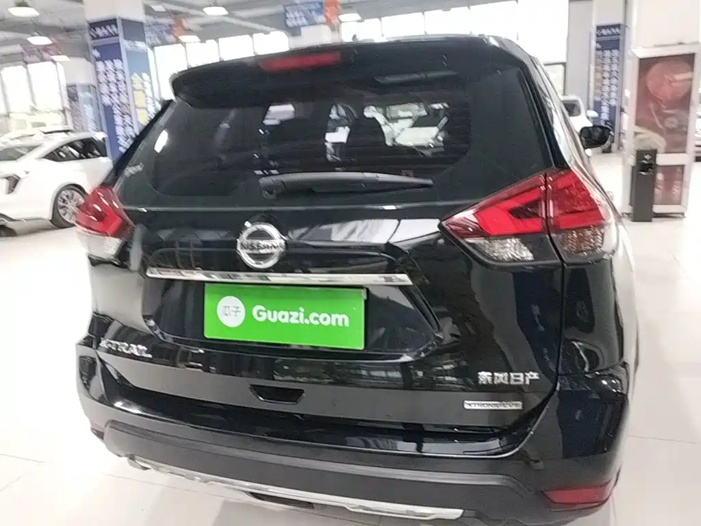 Nissan X-Trail — миниатюра 6