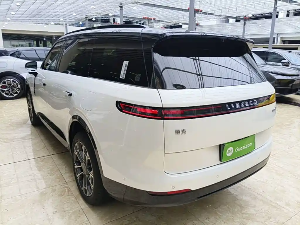 Lynk & Co 900 2025 2.0T Ultra 6 мест