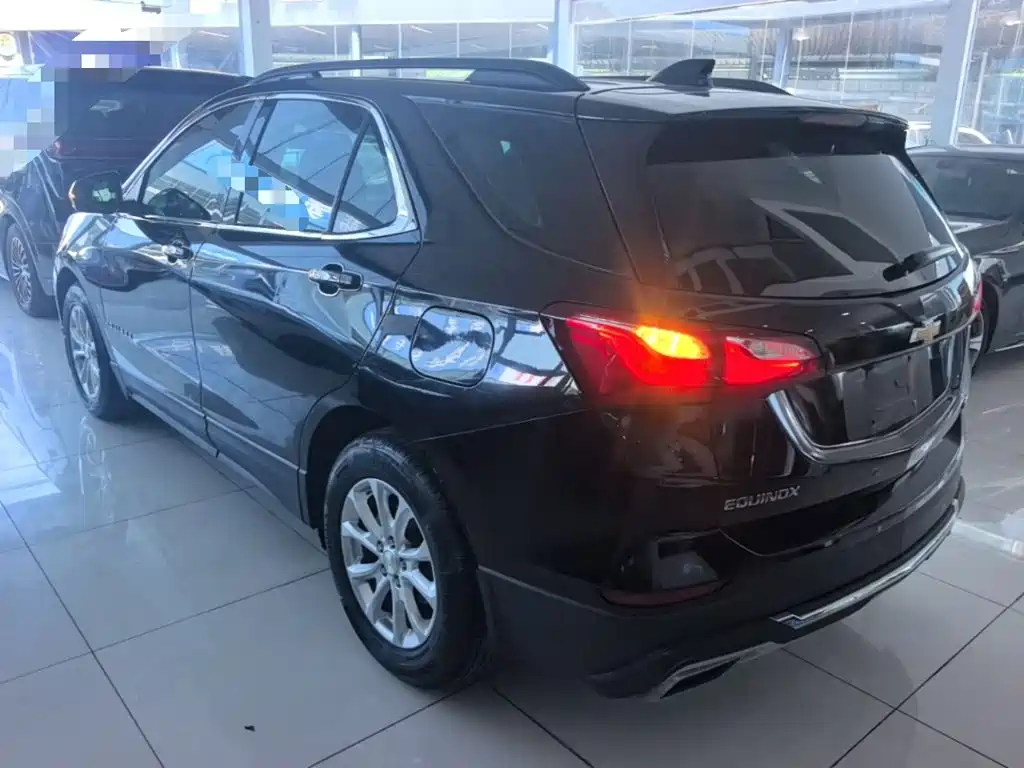 Chevrolet Equinox — миниатюра 5