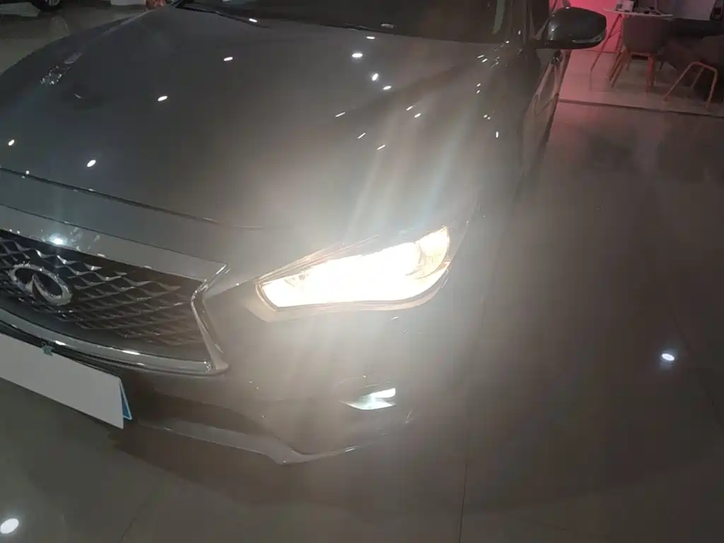 Infiniti Q50L — миниатюра 24