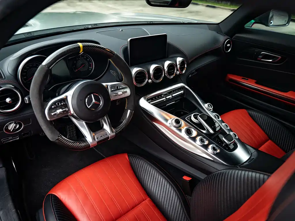 Mercedes-Benz AMG GT — миниатюра 12