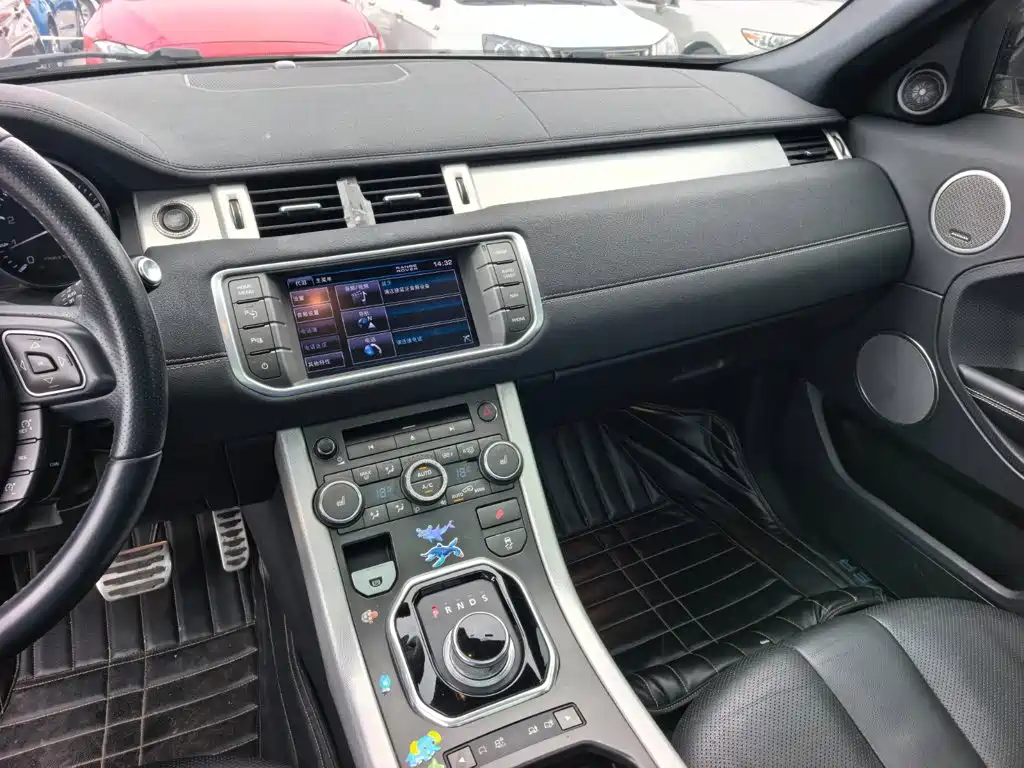 Land Rover Evoque (Import) — миниатюра 15