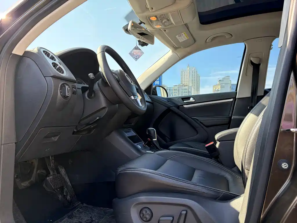 Volkswagen Tiguan — миниатюра 4