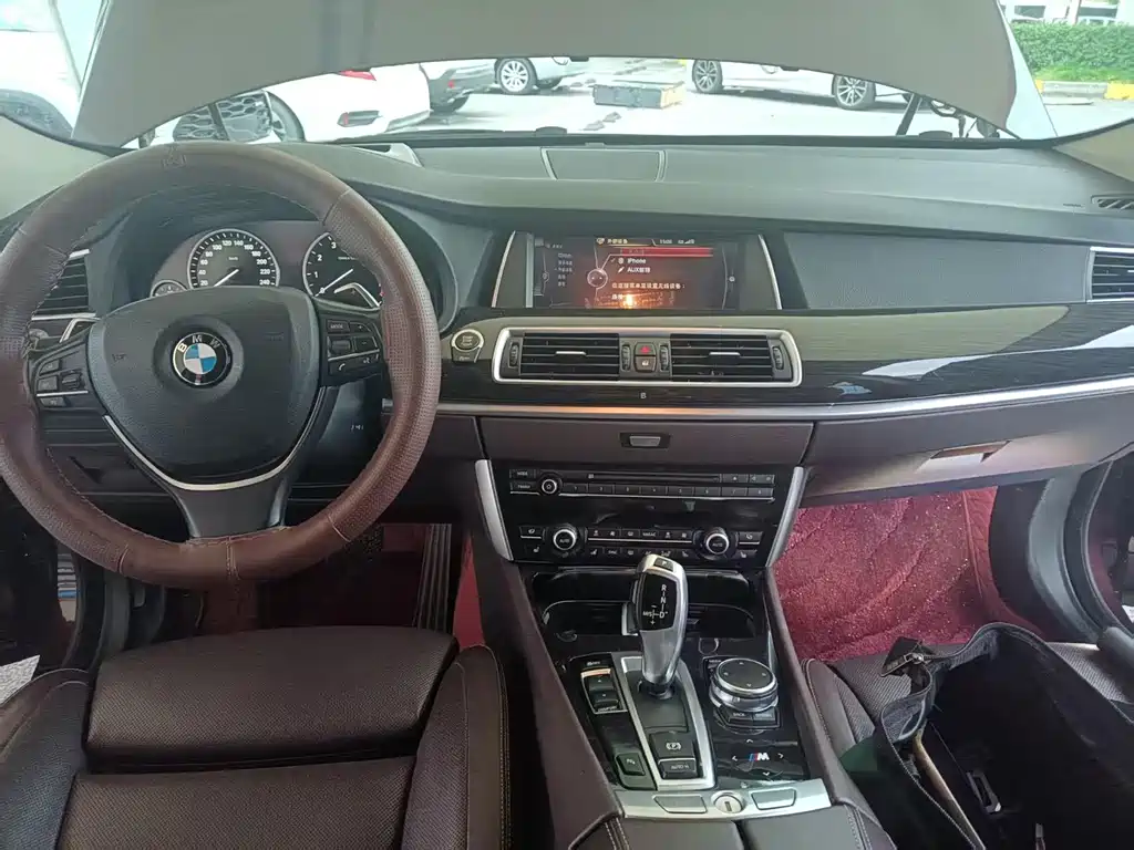 BMW 5 Series GT — миниатюра 7