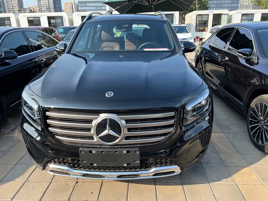Mercedes-Benz GLB — миниатюра 2