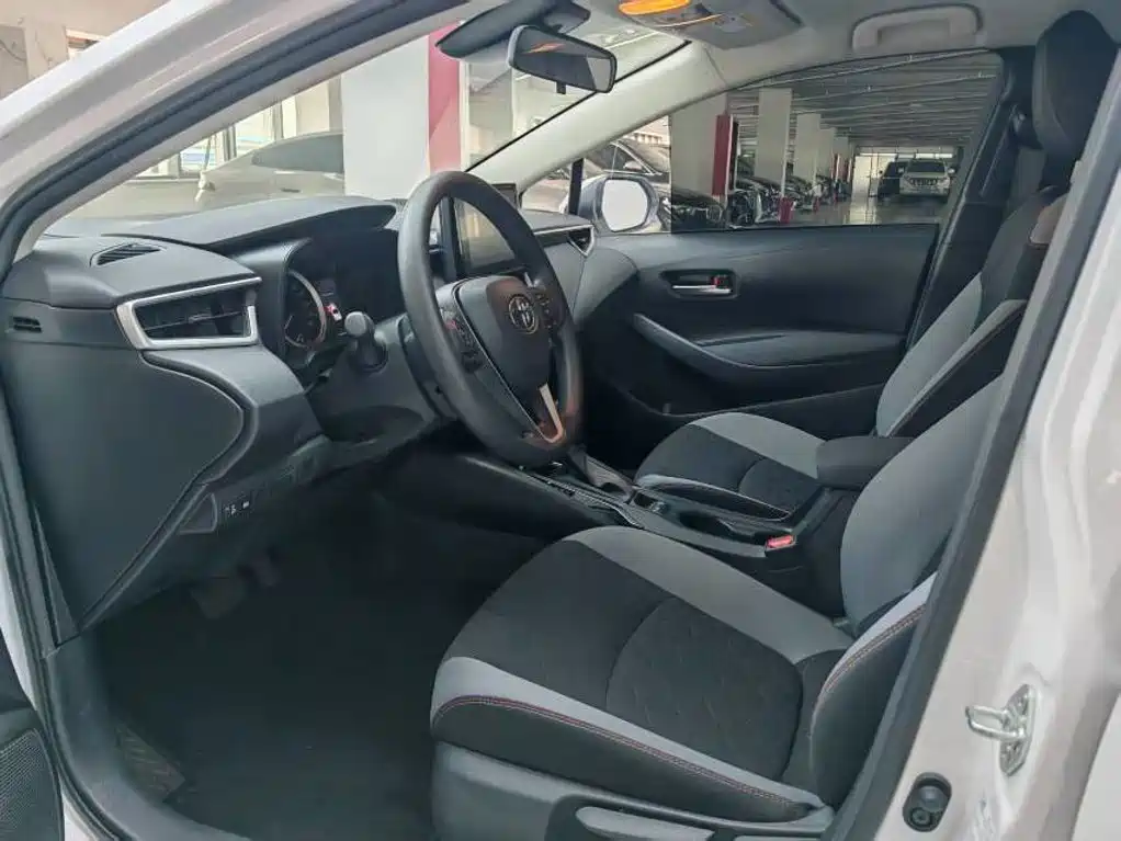 Toyota Corolla — миниатюра 6